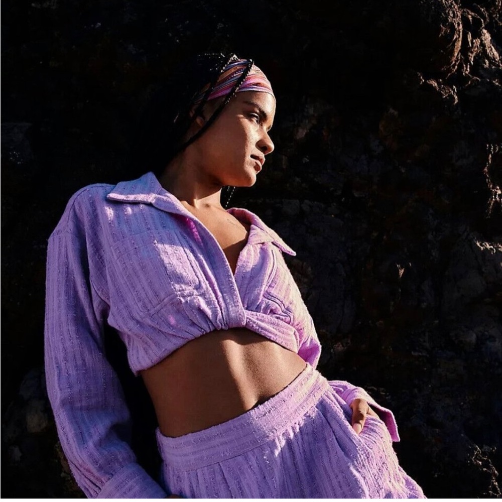 Free People Lavender Two-Piece Cropped Shirt & Shorts Set - Picture 3 of 7
